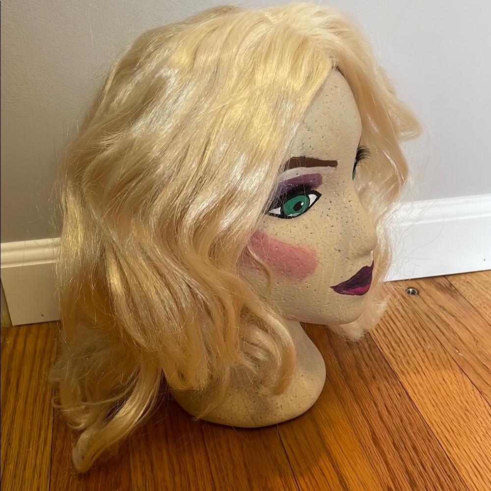 Barbie Adult Wig - Classic Blonde Flip